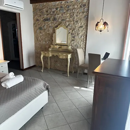 Timetofreedom Lugana 아파트