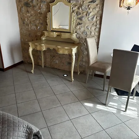 아파트 Timetofreedom Lugana 페스키에라델가르다